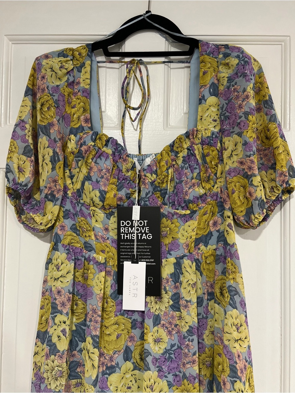 NWT ASTR the Label floral Sweetheart neck midi dress. Purples/Gold/Blue.Large - Picture 8 of 15